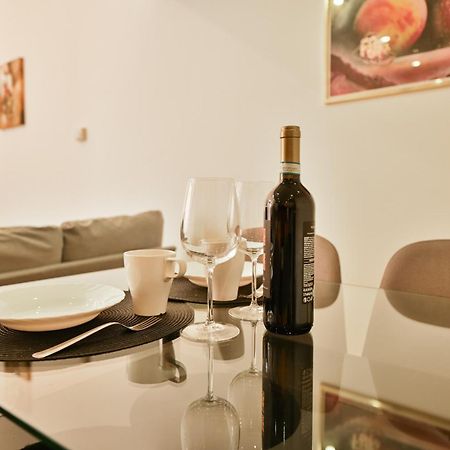 Apartamento Danube Dwelling Akacfa 41 Budapest Exterior foto