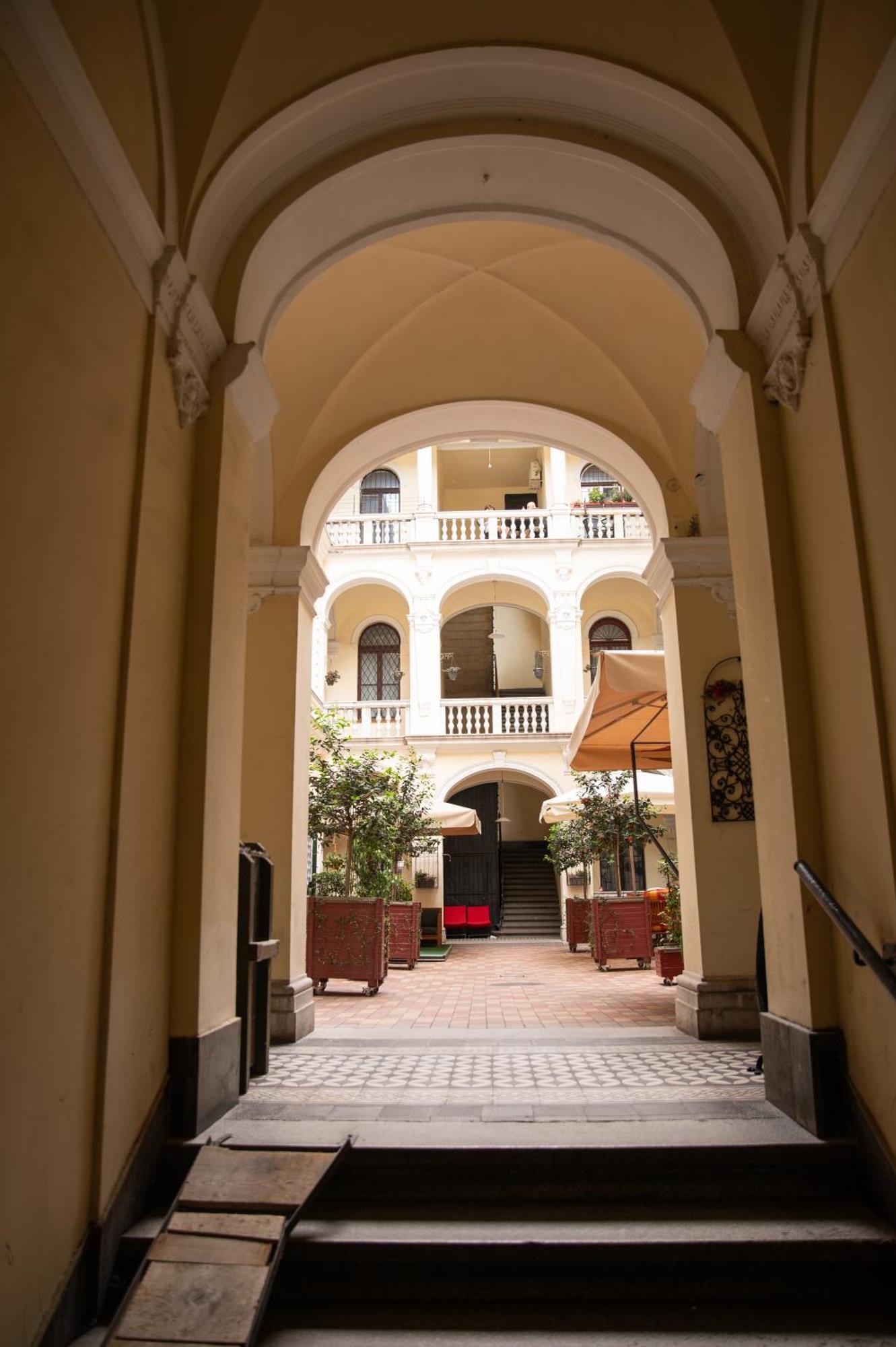 Apartamento Danube Dwelling Akacfa 41 Budapest Exterior foto