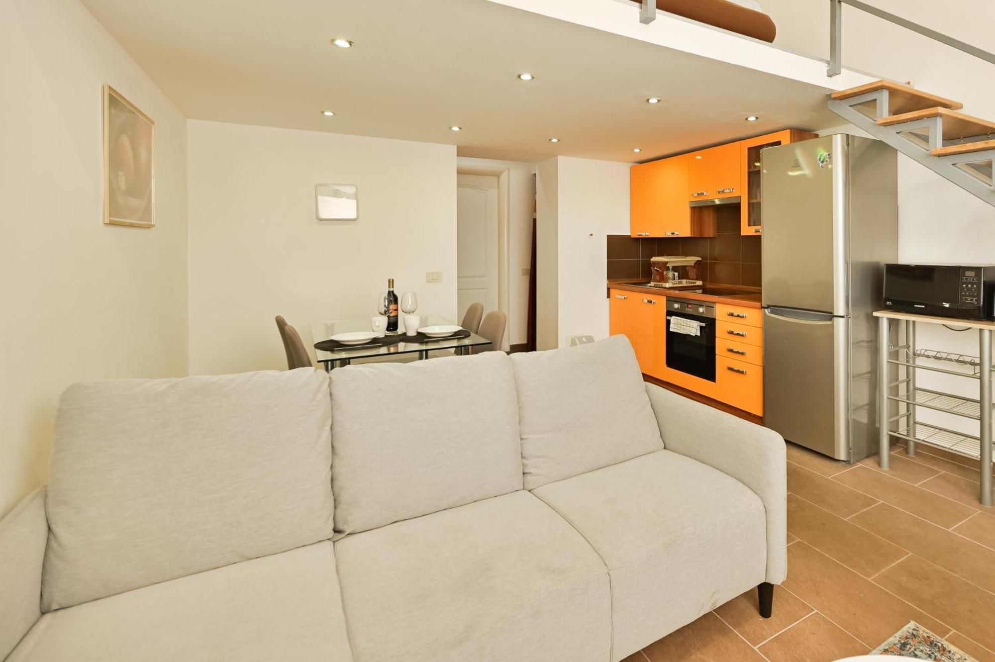 Apartamento Danube Dwelling Akacfa 41 Budapest Exterior foto